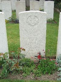 Bethune Town Cemetery - De Pass, Frank Alexander